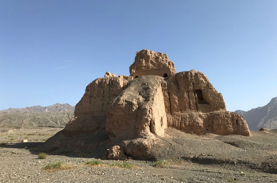 8 Day Silk Road Highlights Tour from Urumqi