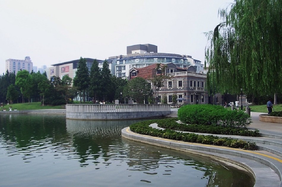 Shanghai Half Day Private Tour of World Financial Center and French Concession