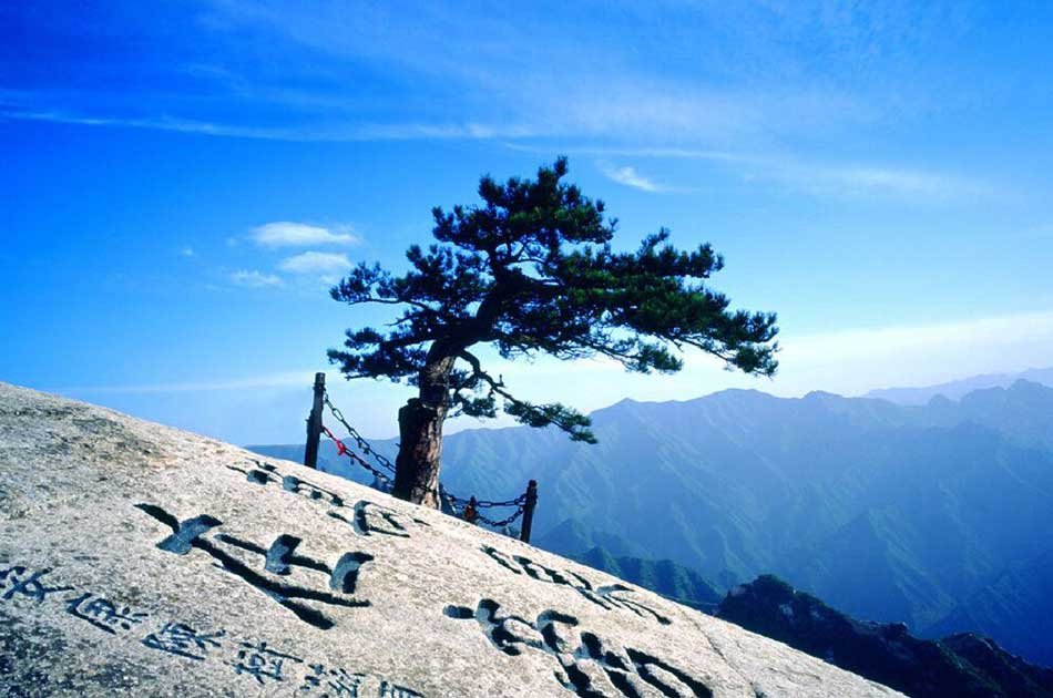 Xian Private Day Tour of Huashan Mountain