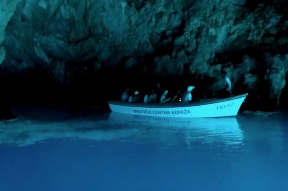 Blue Cave and Hvar Full Day Trip