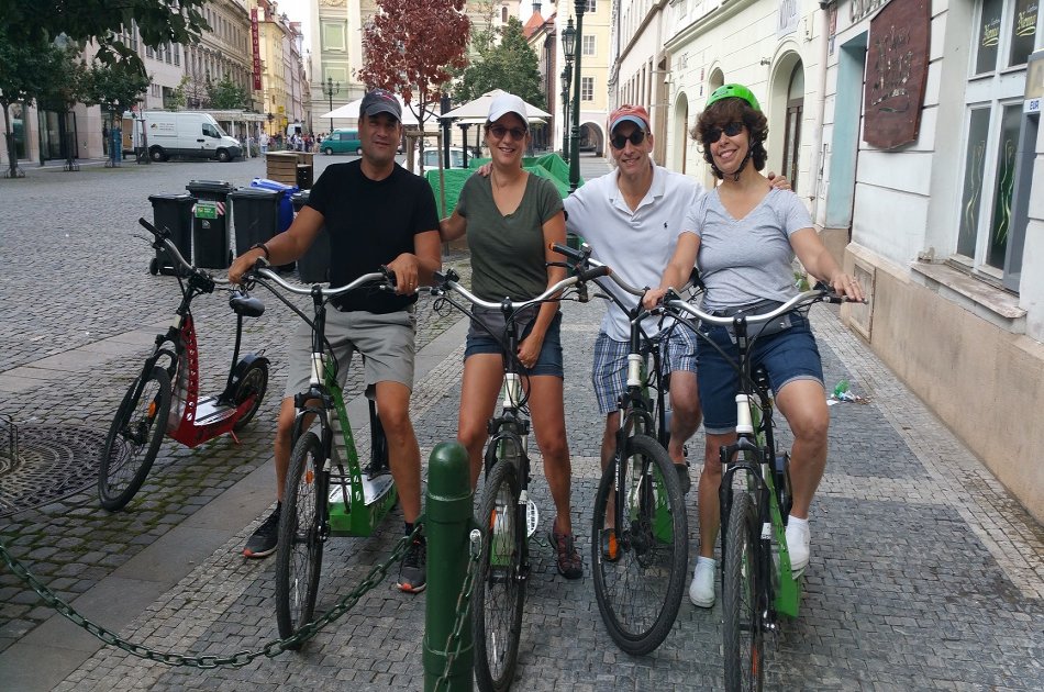 Prague All incl Combi City Tour on Segway and E-scooter HUGO Bike