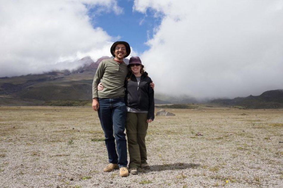 Cotopaxi & Quilotoa Full Day Tour