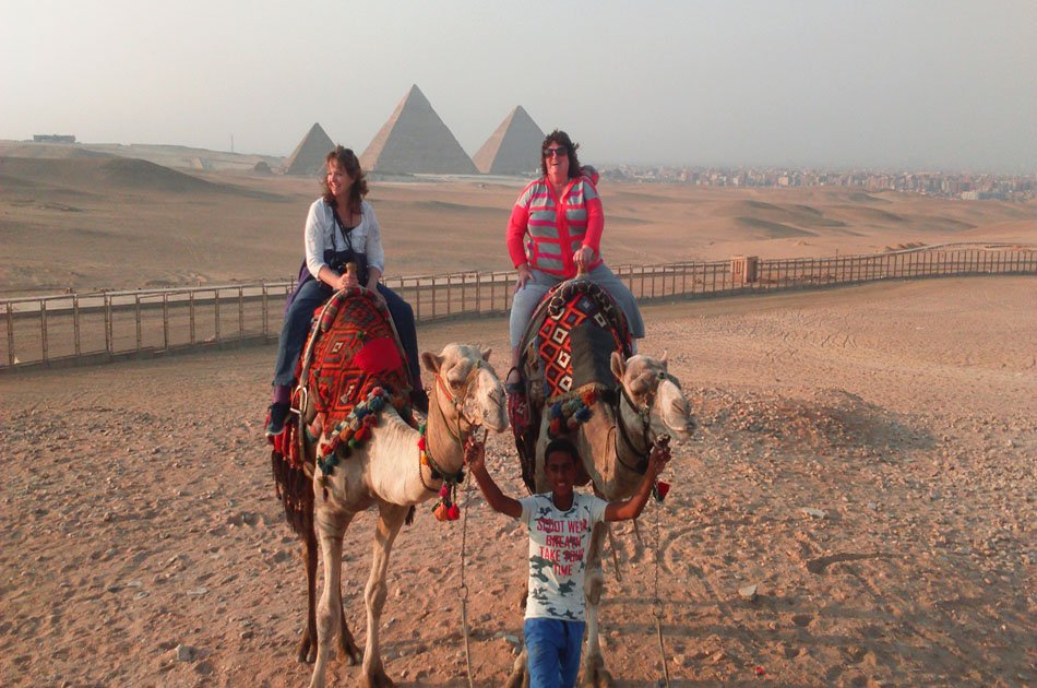 Sunrise or Sunset Camel Ride Around the Giza Pyramids Desert