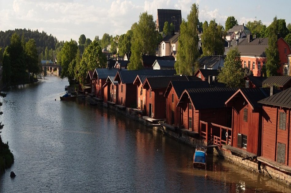 Helsinki and Porvoo 6-Hour Sightseeing Tour