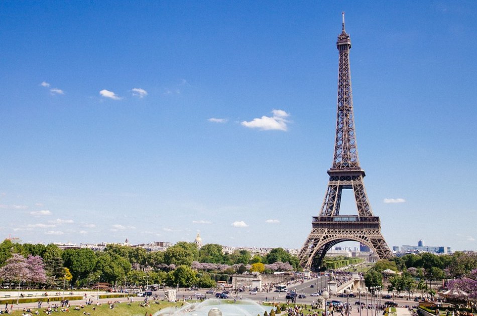 Skip-the-Line Eiffel Tower & Seine River Cruise