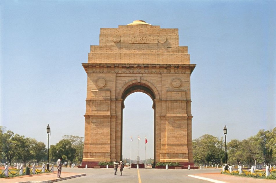 Heritage Old and New Delhi Tour with Rickshaw Ride - 8 Hours
