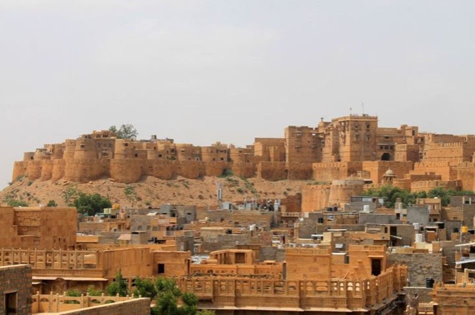 Jaisalmer City Tour & Camel Safari Private Tour