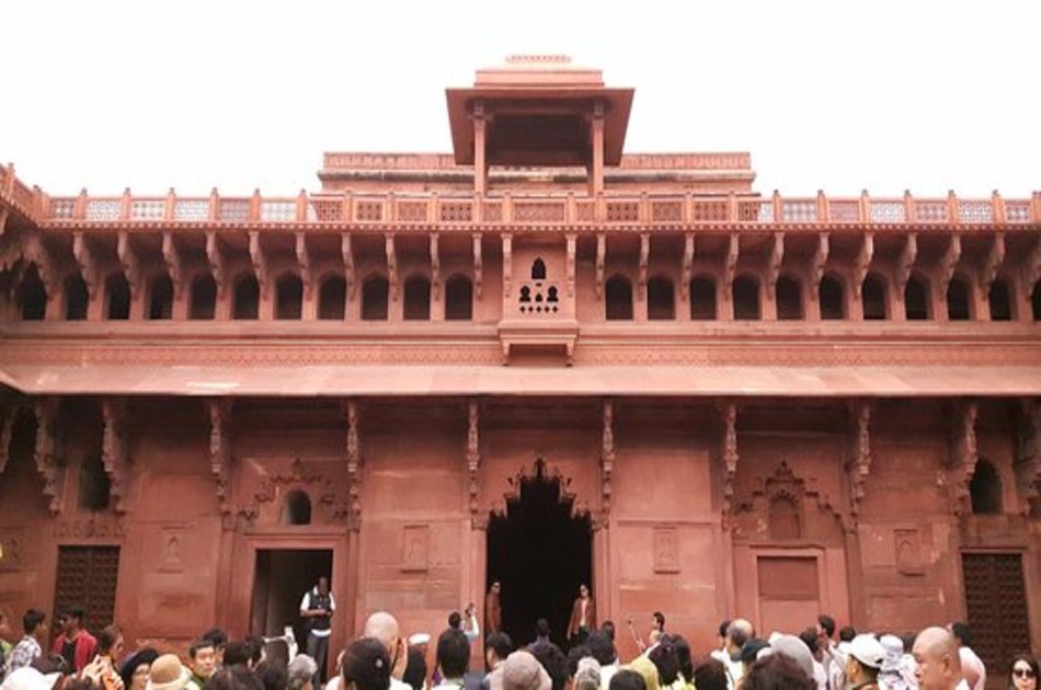 Private Full Day Taj Mahal  & Fatehpur Sikri Tour from Delhi By Car