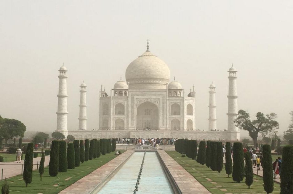 Private  Taj Mahal Day Tour From Delhi By Car