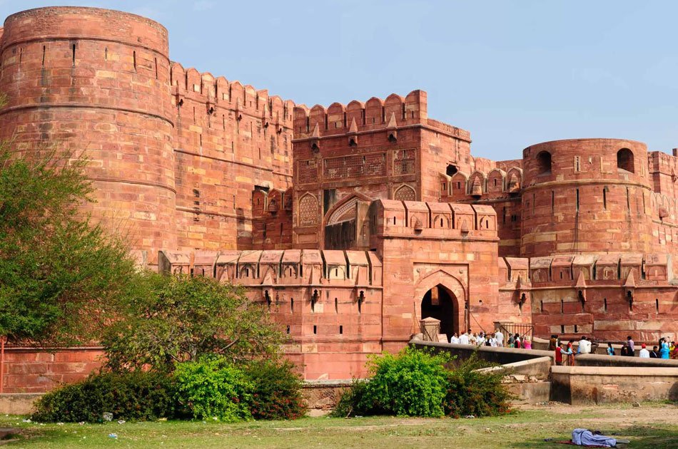 Private Tour : Sunrise Taj Mahal Tour From Delhi by Car