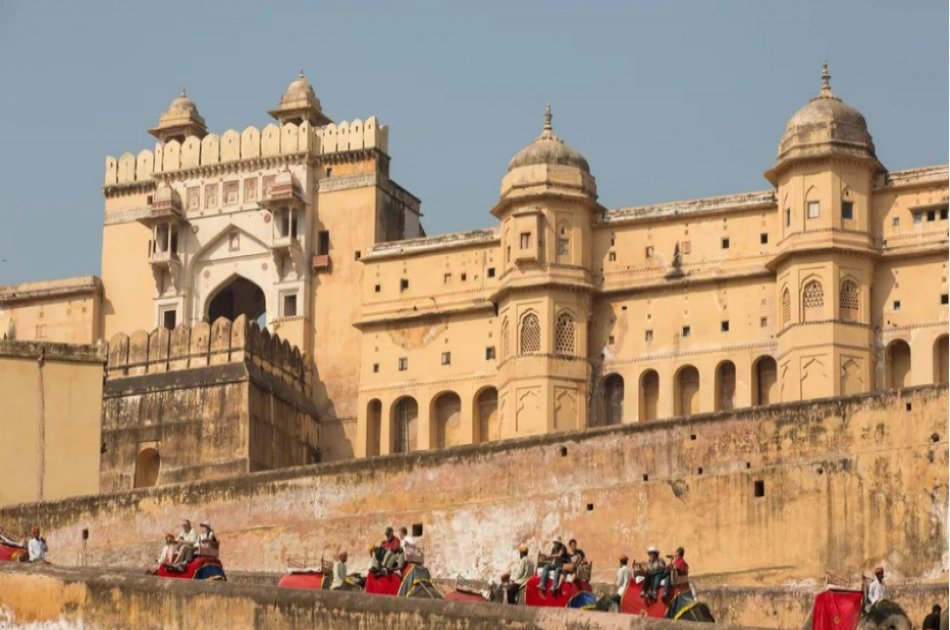 Same Day Jaipur Private Tour From Delhi By Car With Driver