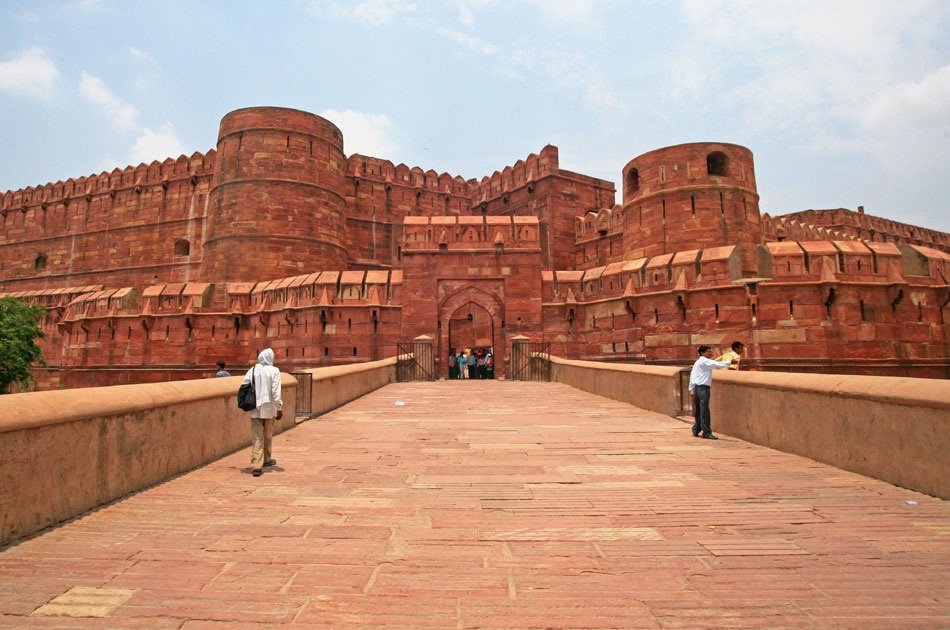 Same Day Taj Mahal and Agra Fort Private Tour from Delhi