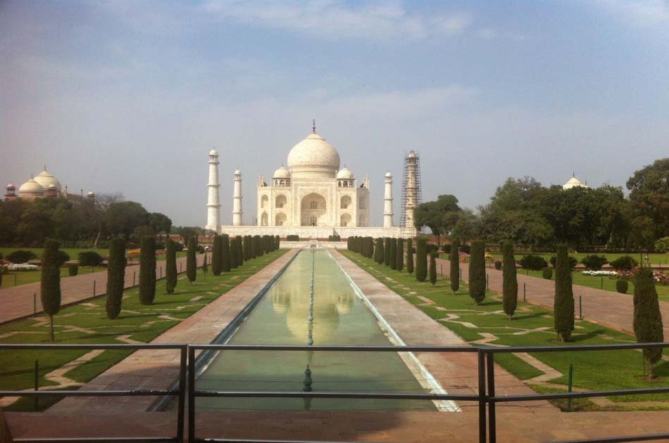 Taj Mahal Day Tour From Delhi By Super Fast Train