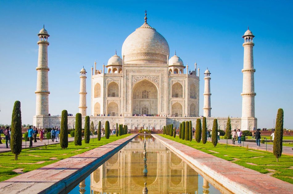 Taj Mahal Tour With Yoga Classes