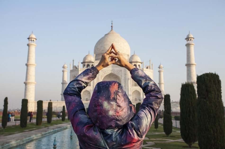 Taj Mahal Tour With Yoga Classes