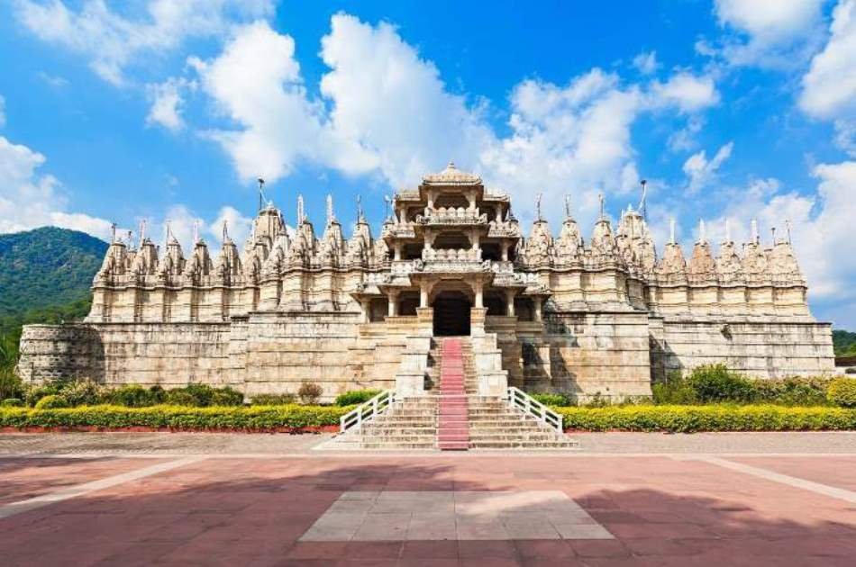 Udaipur City Tour With Kumbhalgarh Fort & Ranakpur Jain Temple Tour In 2 Days