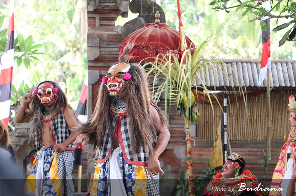 Barong and Trance Keris Dance Show & Tour