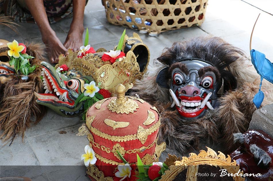 Barong and Trance Keris Dance Show & Tour