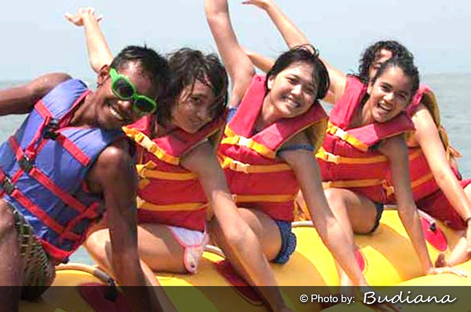 Half Day 3 in 1 - Banana Boat, Coral Underwater Walks and Fly Fishing Nusa Dua Tour