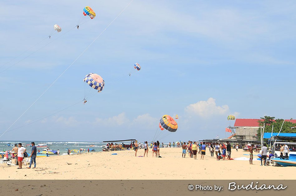 Half Day 3 in 1 - Banana Boat, Coral Underwater Walks and Fly Fishing Nusa Dua Tour