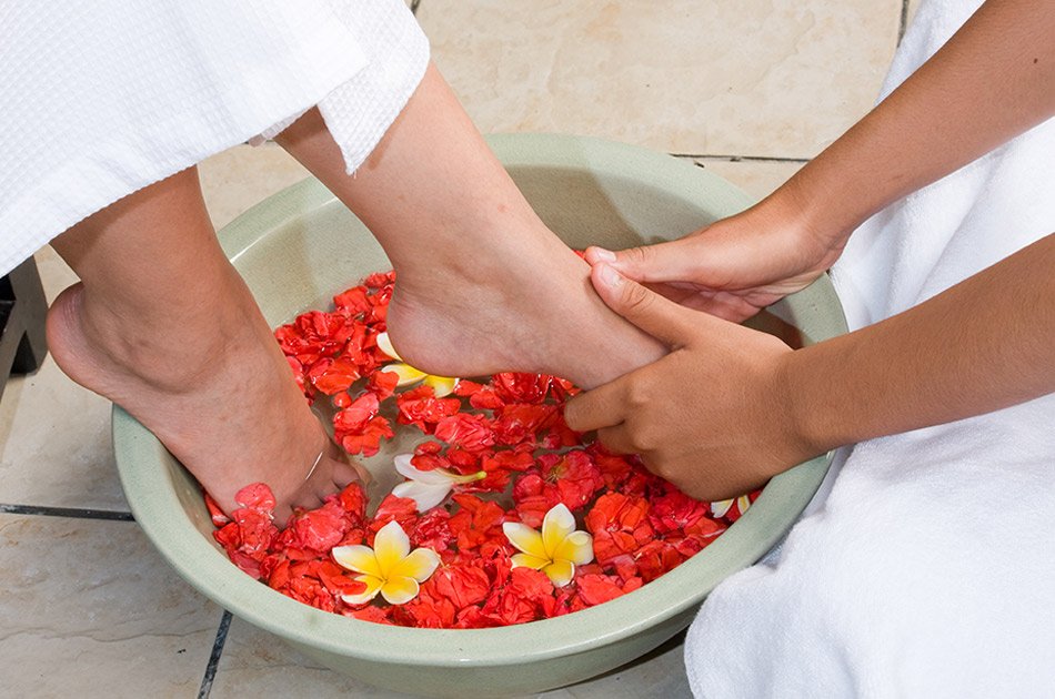 Thai Aromatic Spa Herbal Package | 2 Hour