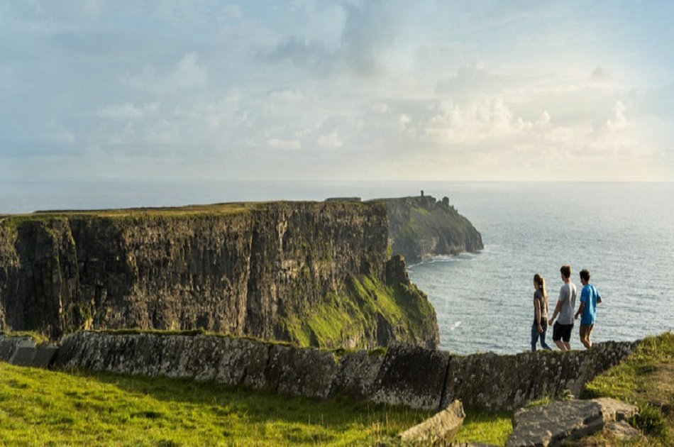 Cliffs of Moher Fully Guided Group Day Trip