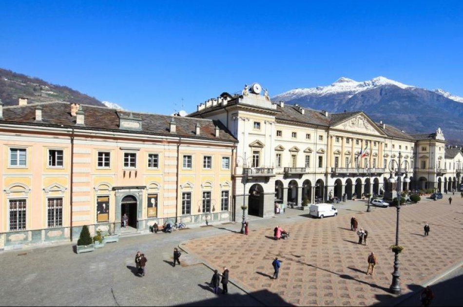 Aosta Private Tour: History + Wine + Fontina