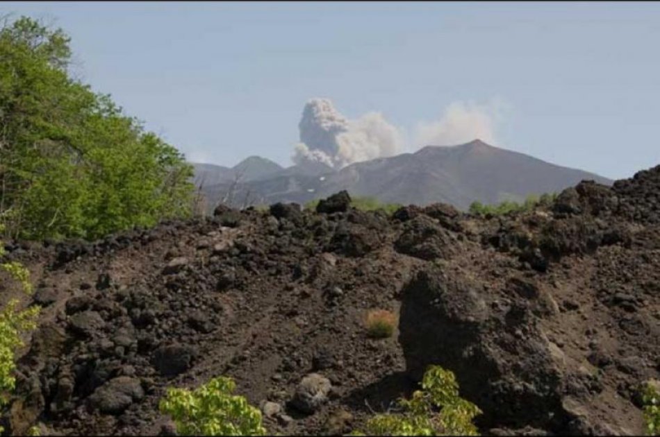 Etna Nature and flavors from Catania