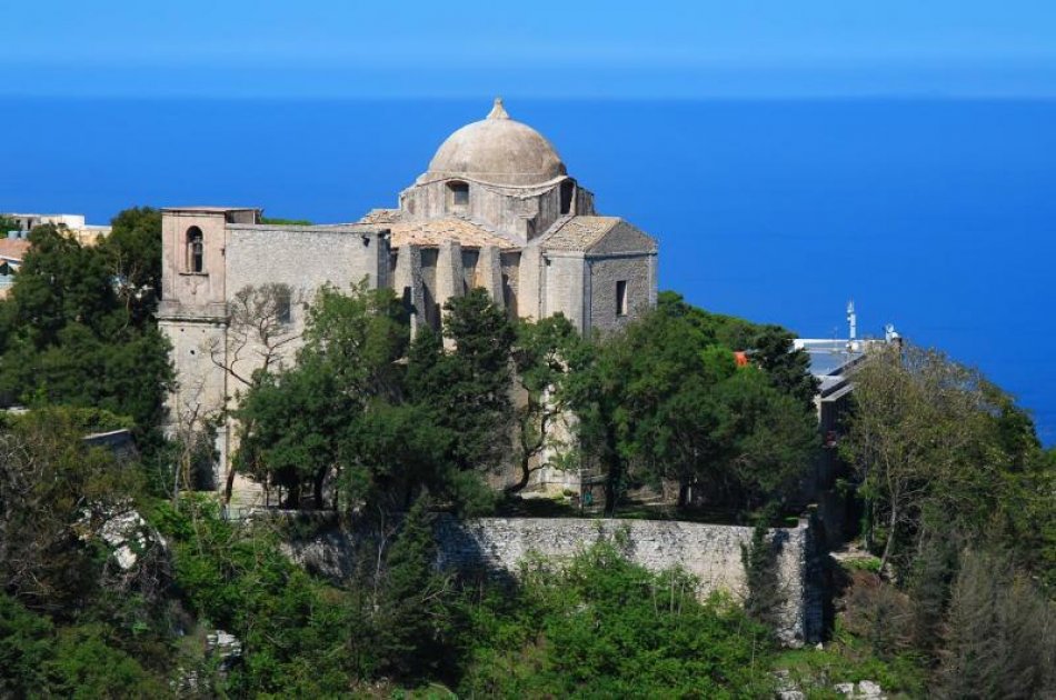 Jewel of the Mediterranean: Best of Sicily 7 Days