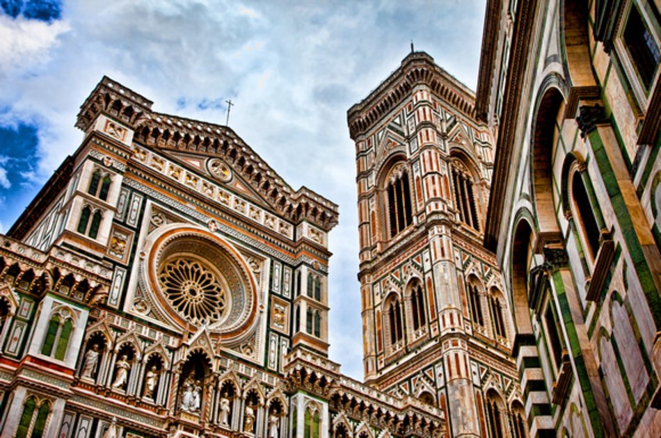 Private Driver in Tuscany - Full Day Tour including Pisa and Florence