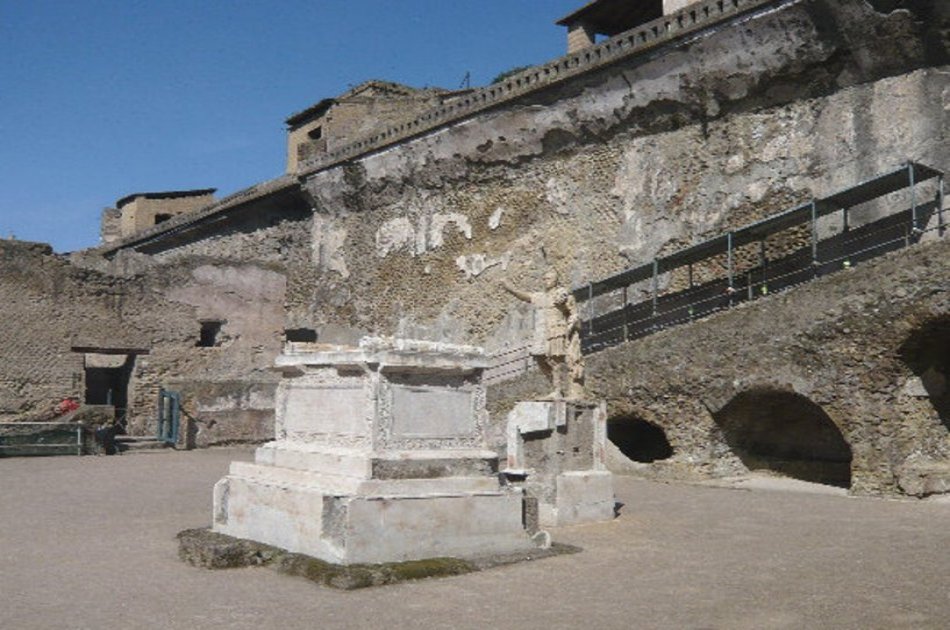 Private Transport to Herculaneum Ruins