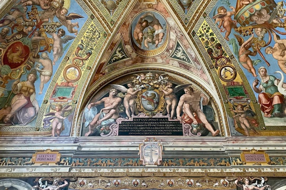 Semi-private Tour of the Vatican Museums With Pick Up