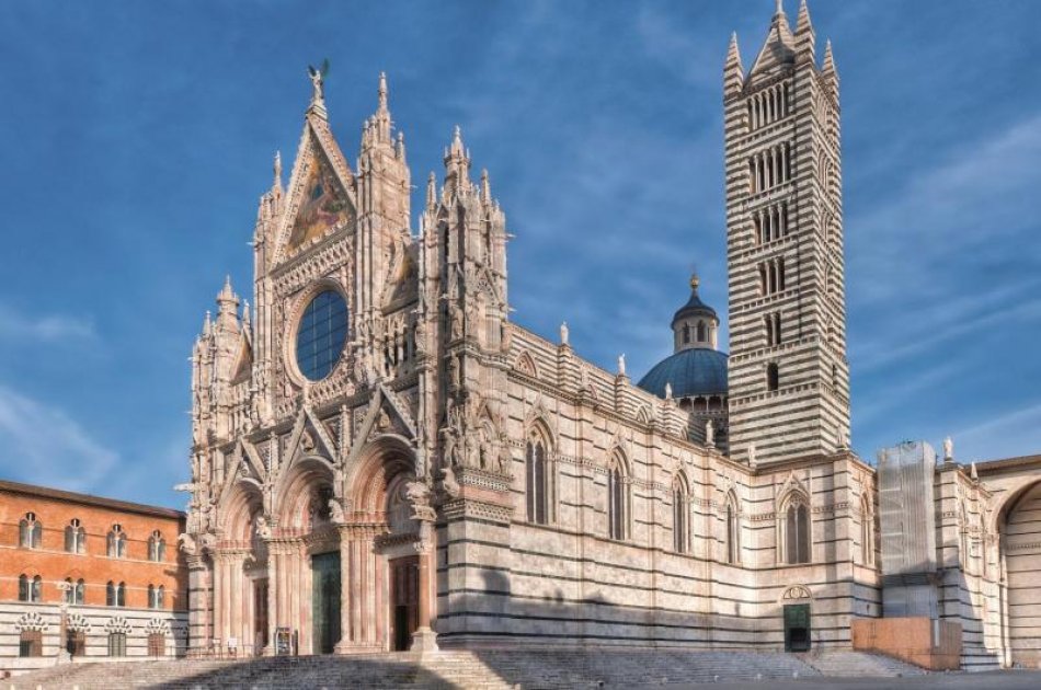 Siena, San Gimignano and Pisa Tour with Lunch