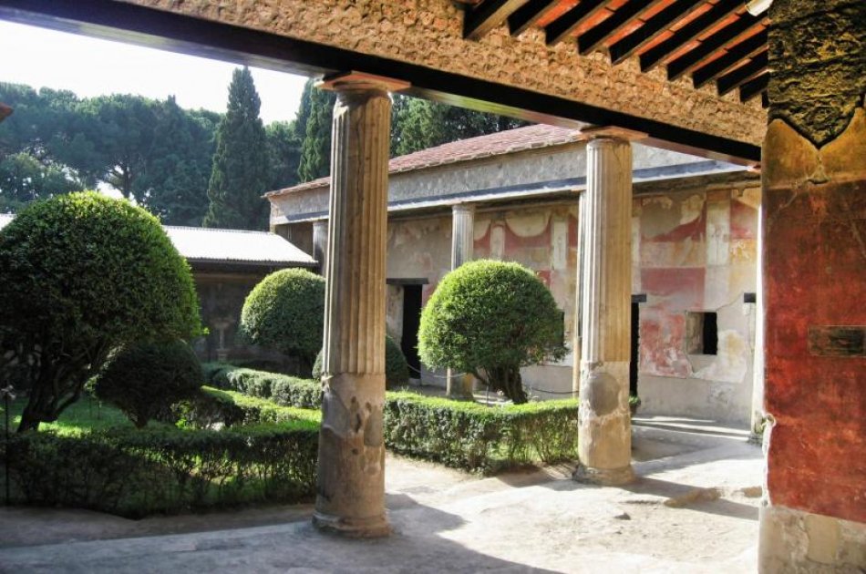 Skip the Line Pompeii Guided Walking Tour