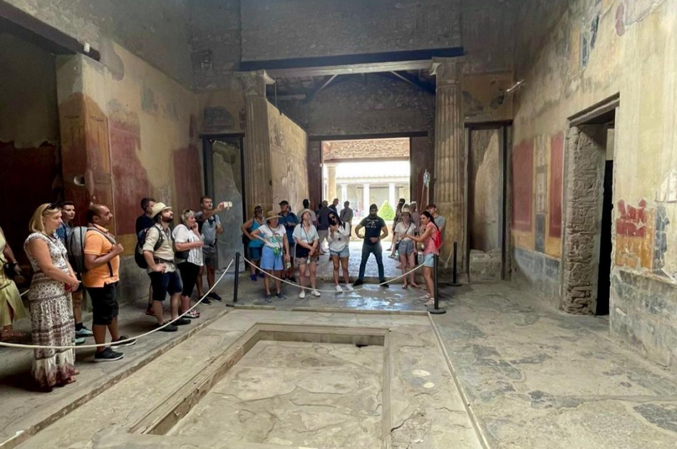 Skip the Line Pompeii Guided Walking Tour