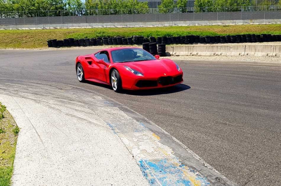 Test Drive a Ferrari 488 In Milan