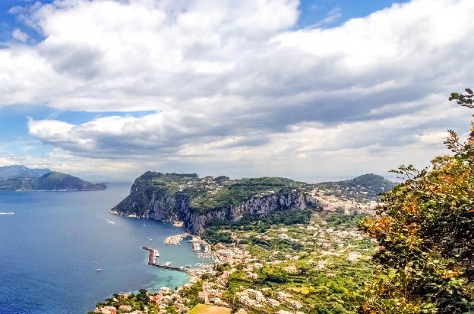 Visit the Sparkling Jewel of the Mediterrian Capri Island