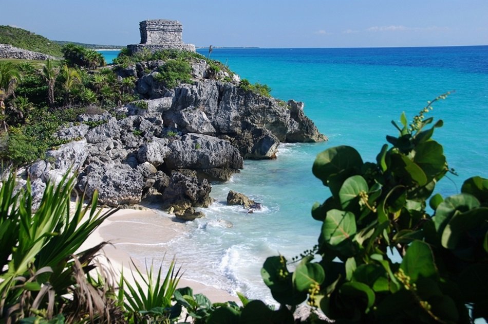 Half-Day Tulum and Sak Aktun Cave Cenote Private Tour