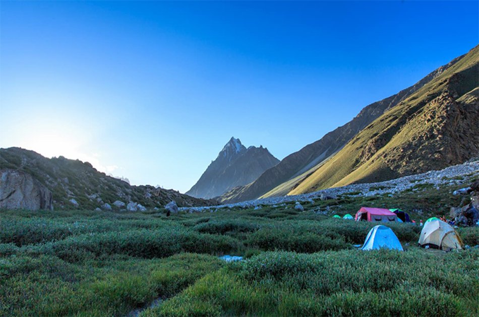 19 Days Trek Snow Lake & Biafo & Hispar Glaciers Skardu Balistan Pakistan