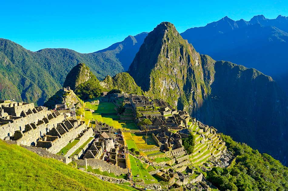 Luxury Tour Cusco Sacred Valley and Machu Picchu 4 Days