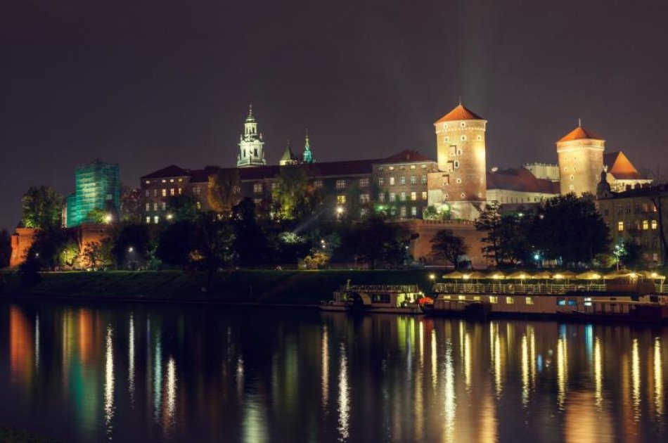 Krakow by Night - City Tour by Electric Car