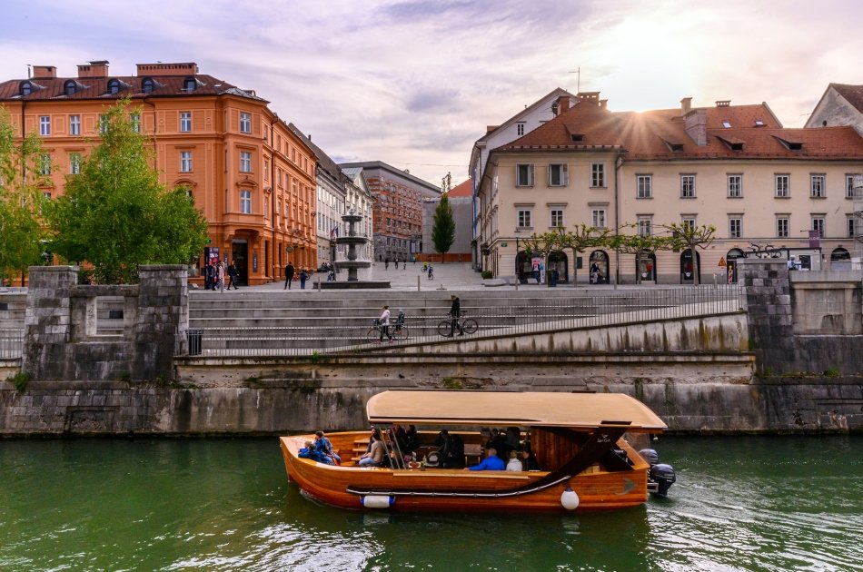 Ljubljana & Postojna cave | Private off cruise excursion from Koper