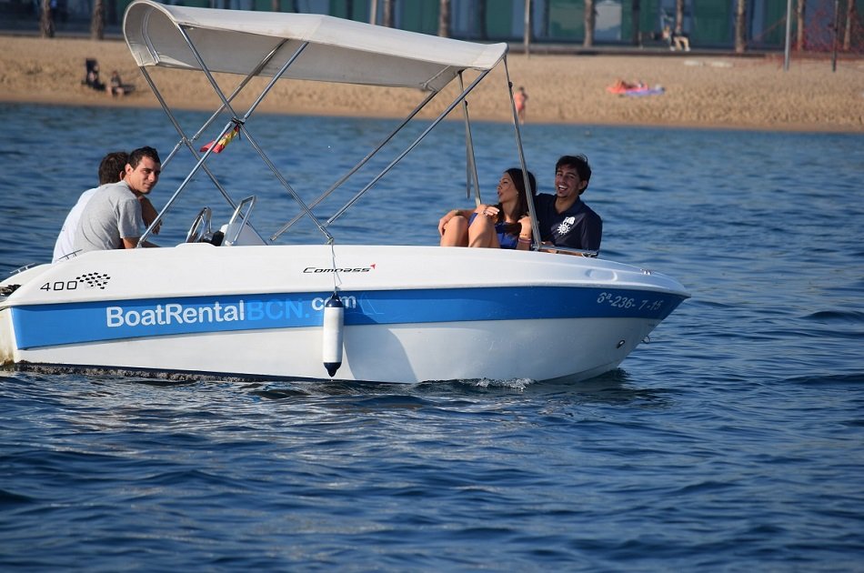 Barcelona Coastal Boat Rental - No Licence Needed