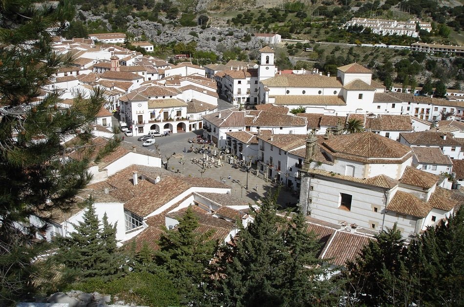 Full Day Private Tour: White Villages and Ronda from Seville