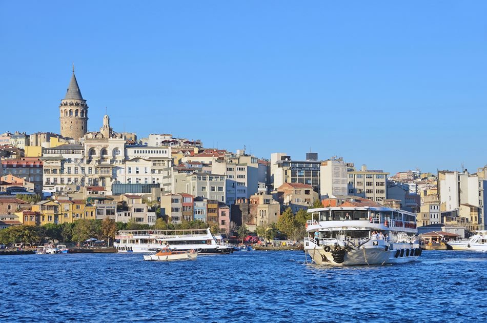 Half Day Group Tour of Hagia Sophia and Topkapi Palace in Istanbul