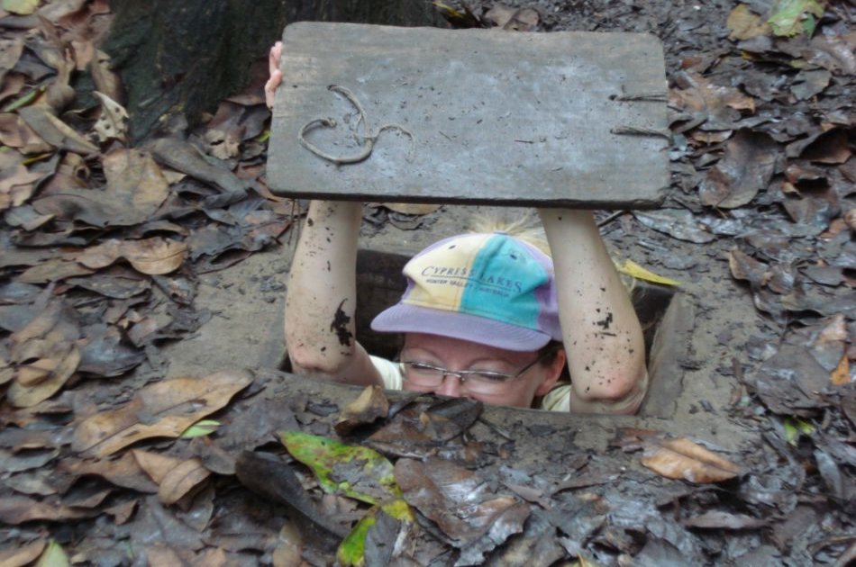 Cu Chi Tunnels and Cao Dai Temple Full Day Tour from Ho Chi Minh