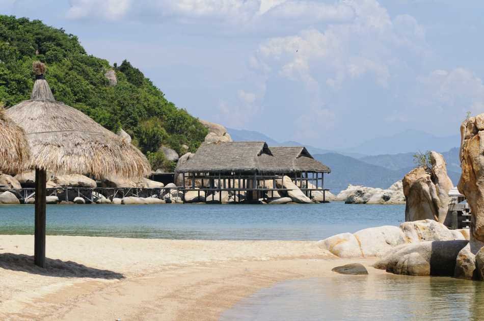 Nha Trang 4 Island Joining Tour With Diving