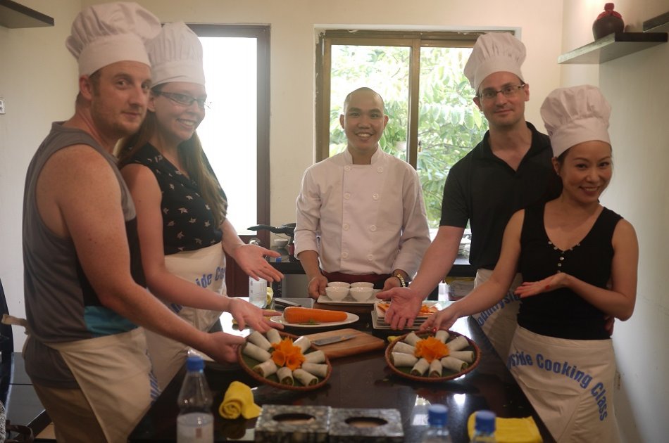 Private Tour Hanoi City Tour and Cooking Class